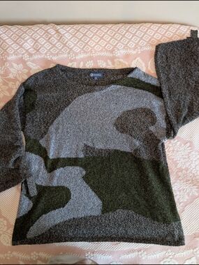 Democracy Gray and Olive Green Camouflage Crew Neck Sweater